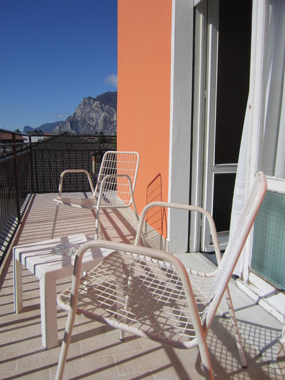 Albergo Villa Mimosa Torbole Sul Garda Zewnętrze zdjęcie